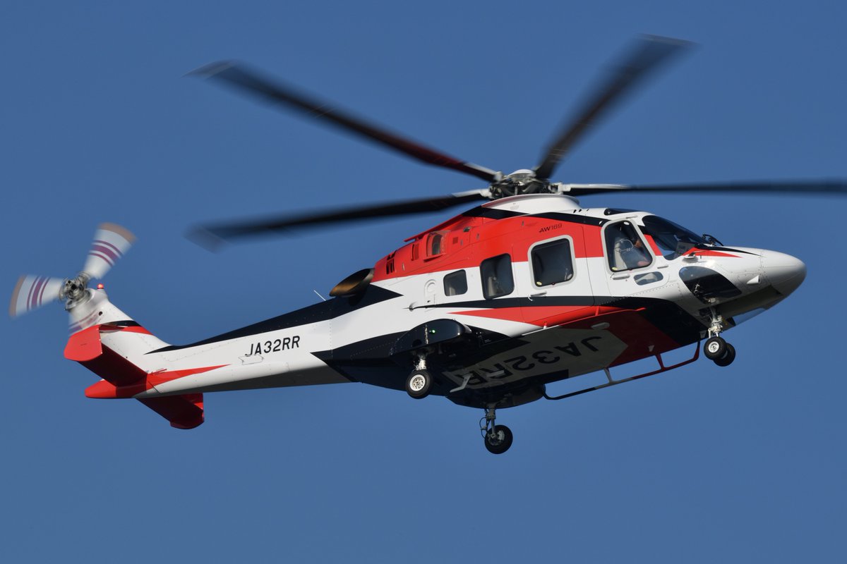 TX ヘリコプター ヘリコプター 中日新聞社取材ヘリ 機体フリフリ ユーロコプター