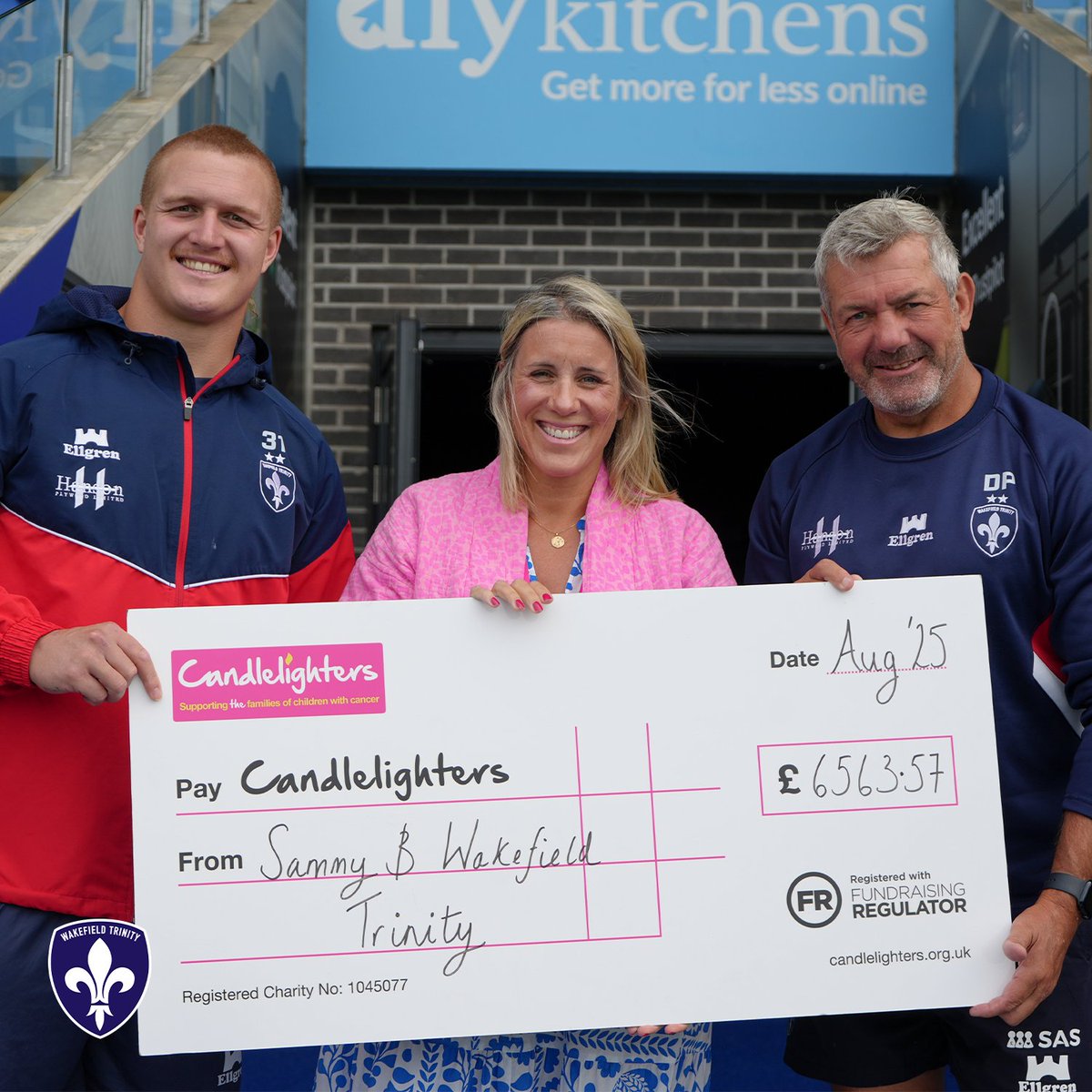 👏🏻 Thank you to each and every person that has got behind Sammy Balmforth's challenge to Caius Faatili to chop off his infamous ginger mullet!

From all of your kind donations, we have officially raised £6,563.57 from our Just Giving page and Bucket Collections!!

#UpTheTrin