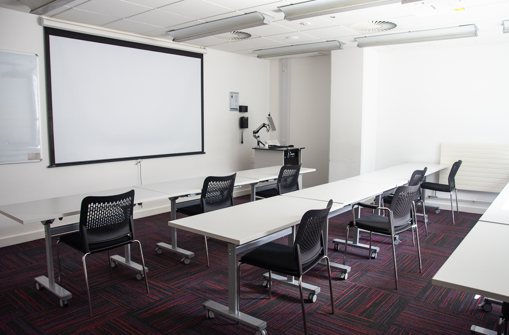 Discover Cornwall Plus, conveniently situated on the Penryn and Falmouth campuses. Enjoy an all-inclusive venue hire package featuring catering and bar services, everything you need, all in one place. bit.ly/4fO0Wlc #CornwallPlus #EventVenue #PenrynCampus #FalmouthCampu