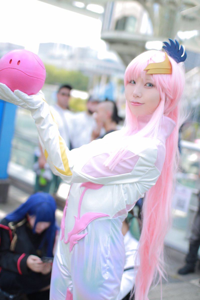 【コスプレ】

ラクス・クライン/機動戦士ガンダムSEED FREEDOM

撮影📸　ごりらさん(<a href="/gorira5656/">ごりら@8/1-4までなごや</a> )
ハロ、髪飾り制作　E缶さん(<a href="/E_K_A_N/">🔰E缶＠膝職人</a> )

#コスサミ2025
#WCS2025
#はるまきcos館