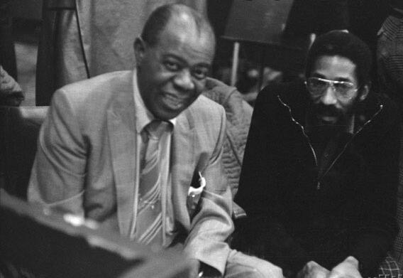 Today would have been Louis Armstrong's 124th birthday. There simply is no jazz without Mr. Armstrong....

I was scheduled to record with him shortly after this photo was taken.  Sadly, he died before it could happen.

#planetelegance #roncarter #jazz #louisarmstrong