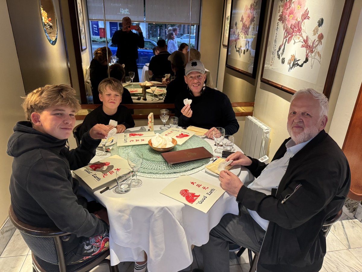 Day 27/100 

Cracking week in London….
Meal out with the Big D and S&amp;S 

15 KM Bike Ride….. 
#10xtonecker #entrepreneur