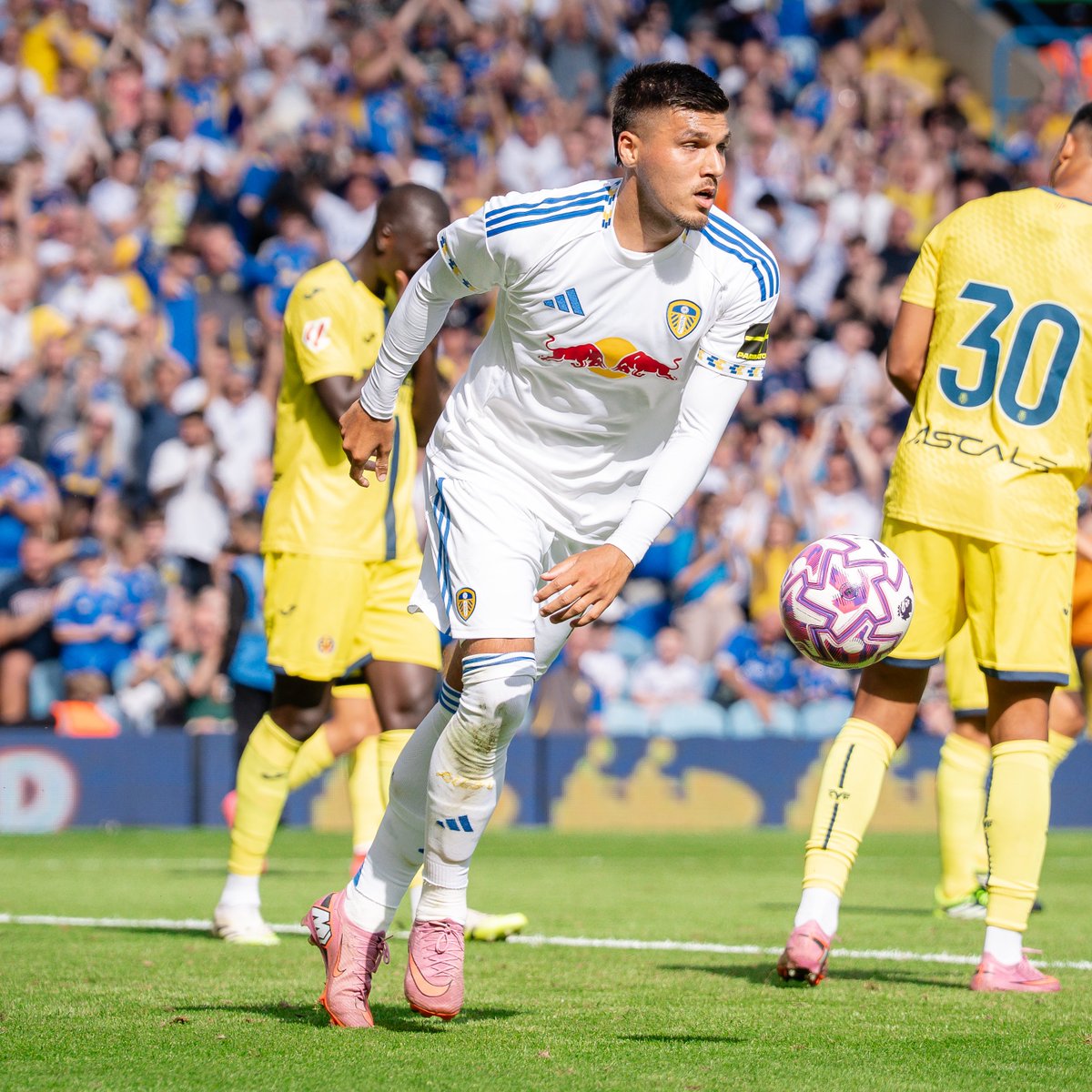 𝗘𝗟 𝟭𝟬 🤍