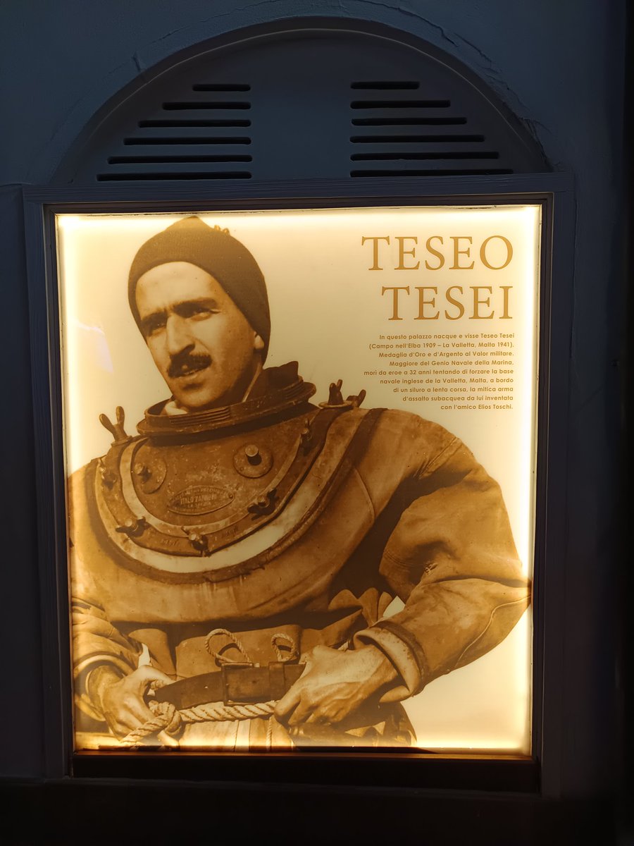simone_fagioli's tweet photo. #teseotesei
#secondaguerramondiale
#folgore 
#colmoschin https://t.co/9anABbw1na