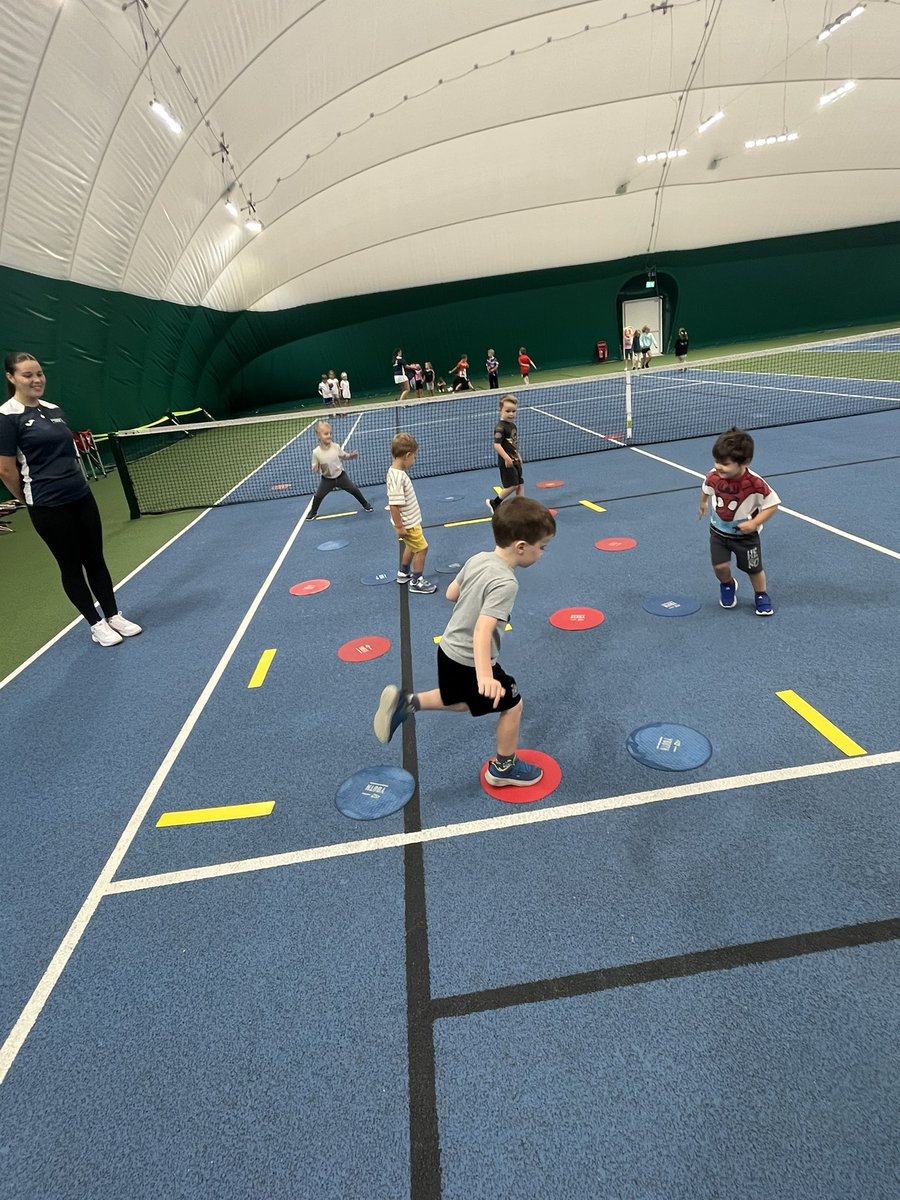 🎾Day 11 of Summer Camps

👩🏾‍🤝‍👩🏼36 children

🔵7 U5’s
🔴15 U8’s
🟠9 U10’s
🟢5 U12’s

☔️INDOOR tennis

🏃ACTIVE children

ℹ️Want to book a place for your child? Follow the link below:

bridgendtennisclub.com/pages/eventlis…

#CommunityClub #awardwinning #tenniscoaching #holidaycampsforkids