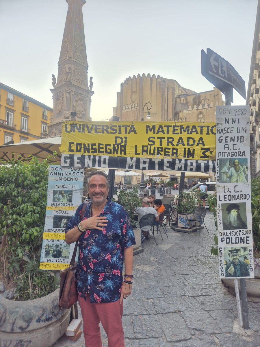 OfficialTozzi's tweet photo. Su sollecitazione di @trumpbibiputinovax76 ho finalmente deciso di gettare laurea 110lode, PhD, laurea illustre La Sapienza, abilitazione,  gli articoli e i libri scritti, dimettermi da Primo Ricercatore CNR e prendere l'unico titolo che conta, oltre al battesimo. https://t.co/YPgqOp1Gnk