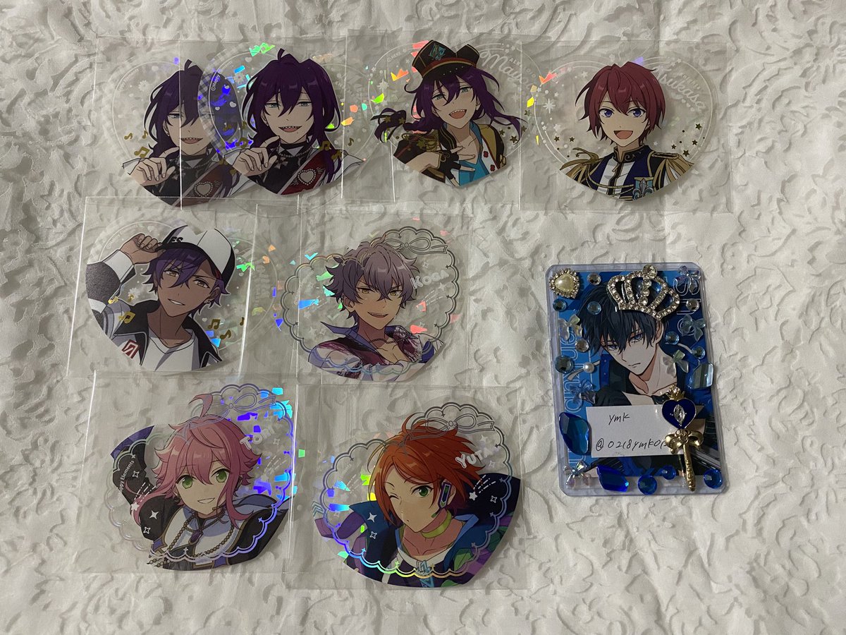 あんスタ　ぴくりあ　譲渡

譲:真、スバル、弓弦、颯馬、つむぎ、○レオ、宗、みか、こはく、斑、○茨、○日和、巽、藍良、マヨイ、司、アドニス、晃牙、桃李、ゆうた

求:125円/枚＋送料

🌟郵送/神戸三宮手渡し
🌟銀行振込/PayPay
🌟○、3枚目はこちら指定の抱き合わせ同数