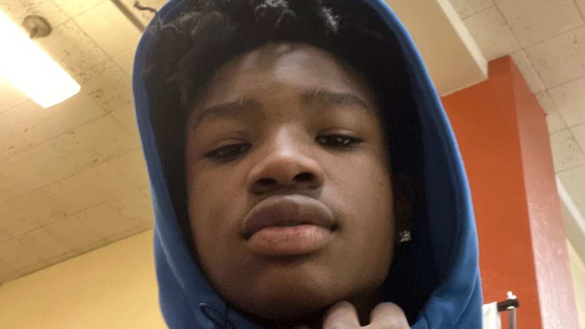 It’s been two years since 15-year-old Keshaun Williams vanished from Cleveland. His family has not stopped searching for answers. 

Keshaun was last seen on the night of June 17, 2023, after leaving a party on the 6000 block of Gertrude Avenue.

#Missing #Cleveland #MissingChild