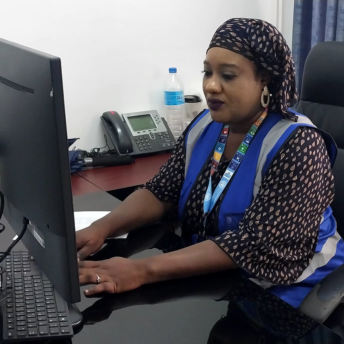 UNVolunteers's tweet image. Want inclusive systems? Start by including those who know what exclusion feels like!

That’s exactly what @UN Resident Coord. Offices across West &amp;amp; Central Africa are doing 👏🏾

Working with UN Volunteers with #disabilities to flip the script on inclusion🔗unv.org/Success-storie…