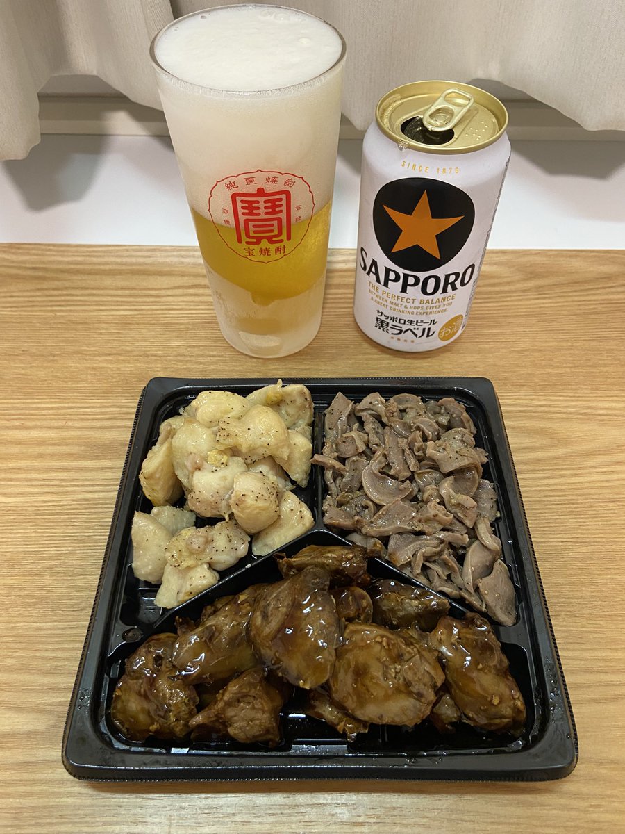 月曜日からサウナ上がり
250円で祭りを買ってきた。

乾杯🍻