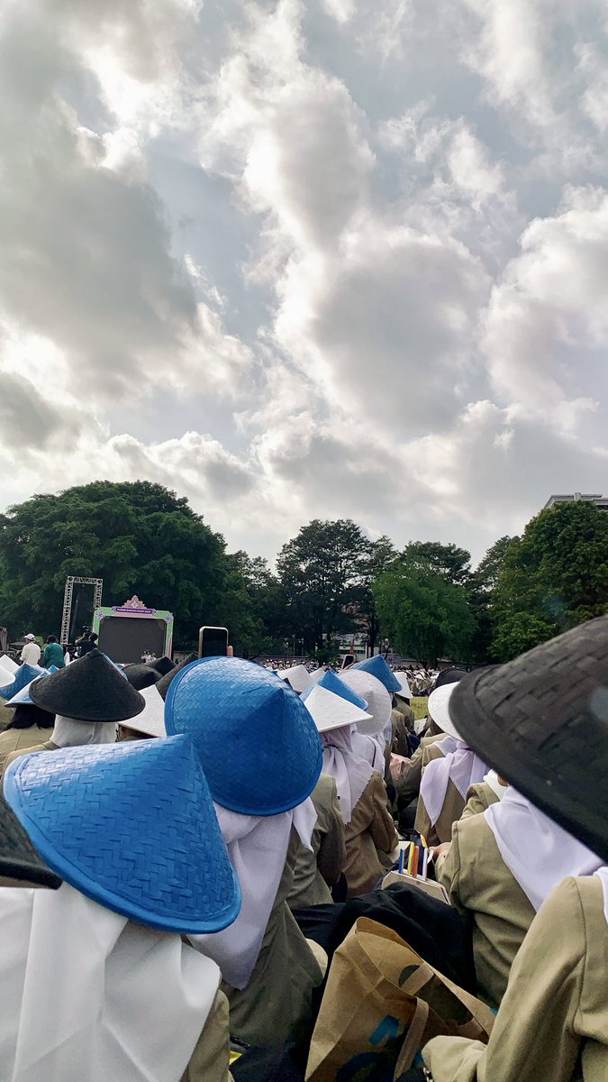 chcomatcha's tweet image. pIONIRRRRRRR