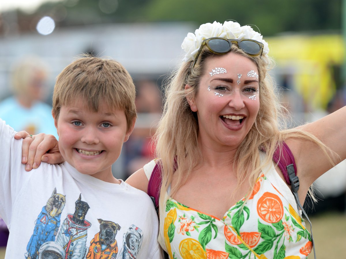 Wickham Festival (@festivalwickham) on Twitter photo And some great pics from Bob Battersby featuring <a href="/Oysterband1/">Oysterband</a> <a href="/regmeuross/">REG MEUROSS</a> <a href="/katerusby/">Kate Rusby</a> and plenty more And some great pics from Bob Battersby featuring <a href="/Oysterband1/">Oysterband</a> <a href="/regmeuross/">REG MEUROSS</a> <a href="/katerusby/">Kate Rusby</a> and plenty more