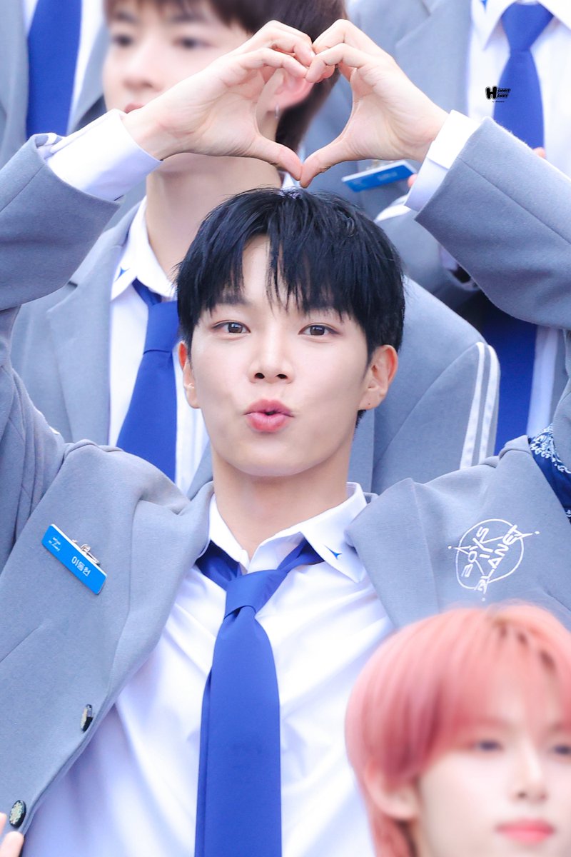 250614 상암절 이동헌

올해도 변함없이
모든 모습의 널 응원해

생일 축하해, 태어나줘서 고마워 🥳

#BOYS2PLANET #보이즈2플래닛 #이동헌 #DONGHEON #동헌 #오늘의허닛
#HAPPYDONGHEONDAY 
#큐티섹시허니야_생일축하해
#오늘_동헌이_생일이라고_했지했지