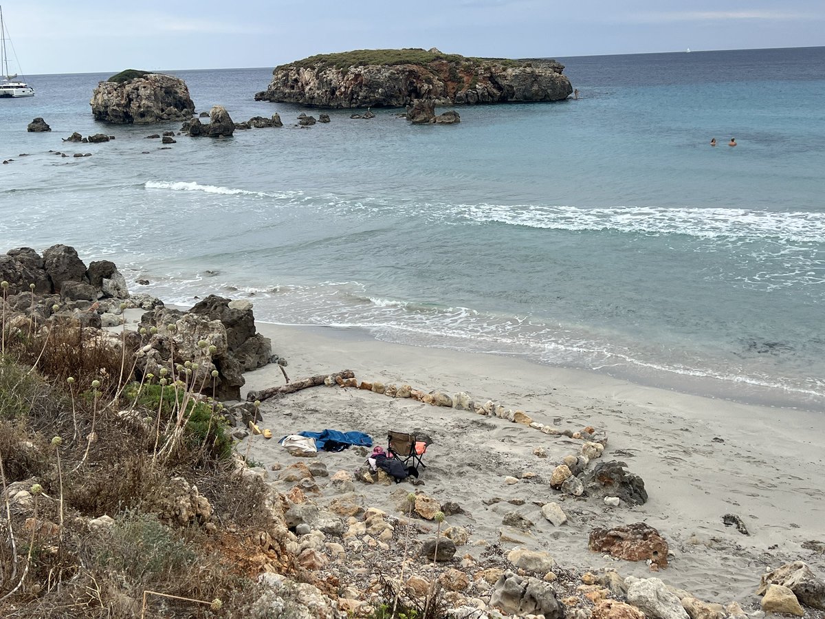 Vos sembla normal parcelar la platja? #Menorca