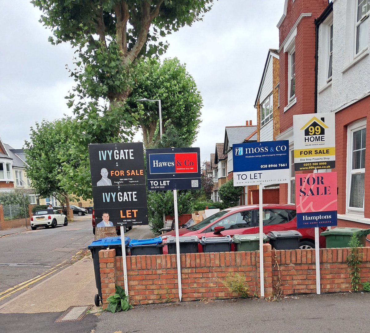 Kingston estate agents trashing the   neighbourhoods in which they ply their trade. #estateagent