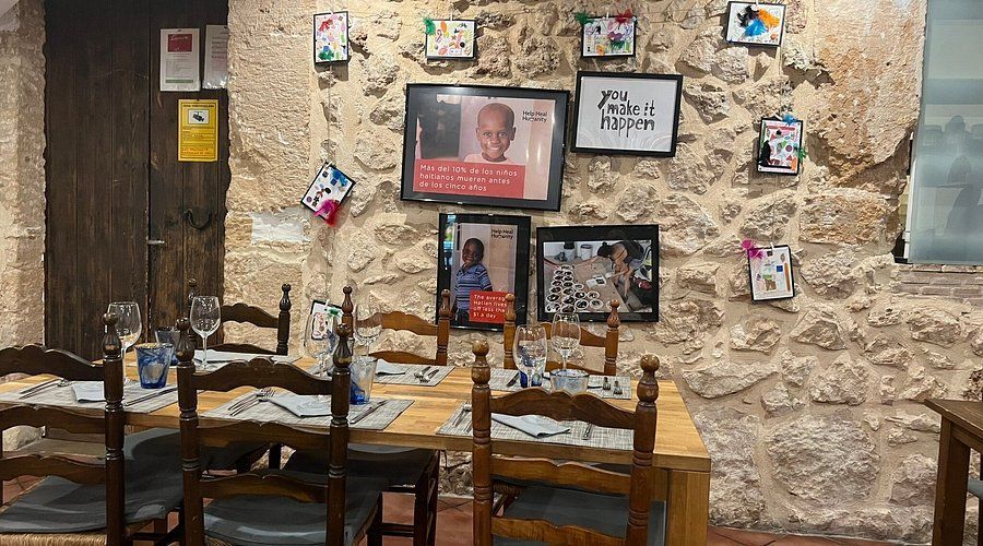 🔑 YOUR CULINARY PROJECT STARTS HERE
🚨 Ready-to-go Restaurant in Mallorca!
✅ 120m² · 35–40 seats
💶 Rent: €1,200/mo
🔁 Traspaso: €50,000
📍 Discreet location, delivery-friendly
🎯 Ideal for chefs, couples, or food brands
DM for det.
🔗 @becko_properties | #Traspaso #Mallorca