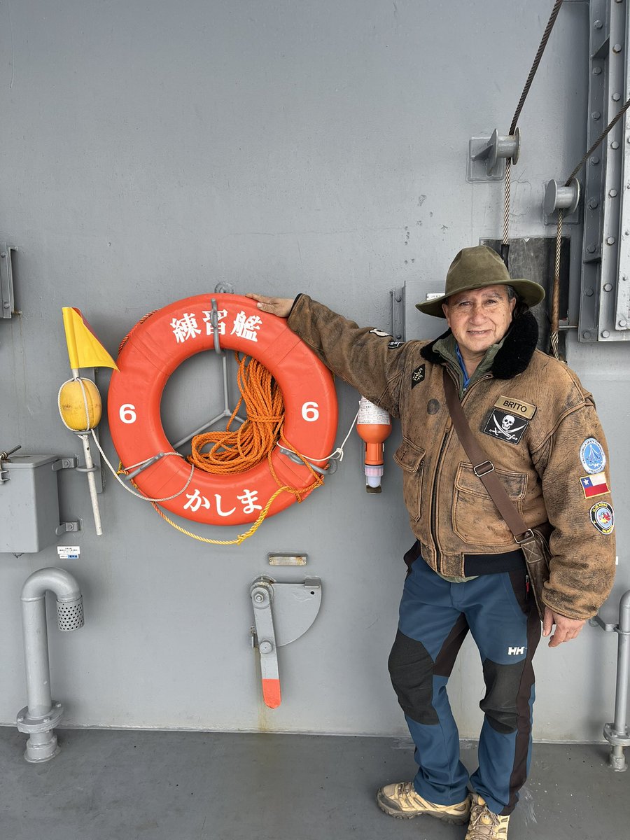 José Luis Brito M. (@jlbritonativo) on Twitter photo Ayer en la visita a los buques de guerra japoneses en Valparaíso <a href="/DGTM_Chile/">DIRECTEMAR - Armada de Chile</a> <a href="/Armada_Chile/">Armada de Chile</a> Ayer en la visita a los buques de guerra japoneses en Valparaíso <a href="/DGTM_Chile/">DIRECTEMAR - Armada de Chile</a> <a href="/Armada_Chile/">Armada de Chile</a>