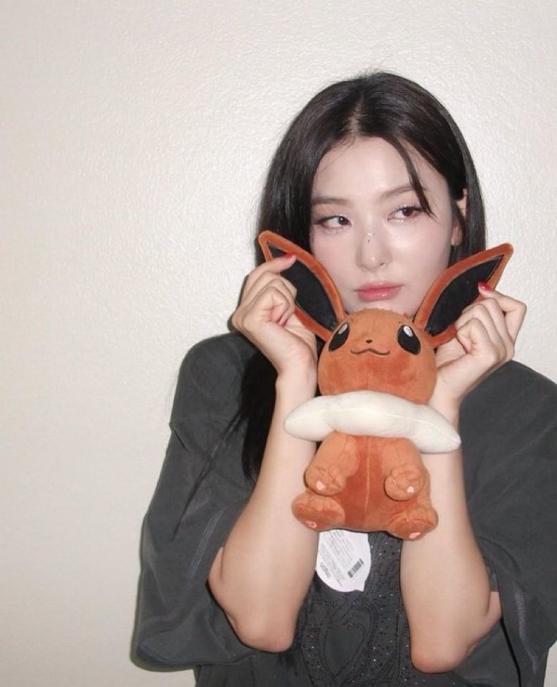 🌈 siapa mau ngobrol? drop topiknya, deeptalk juga boleeeh.