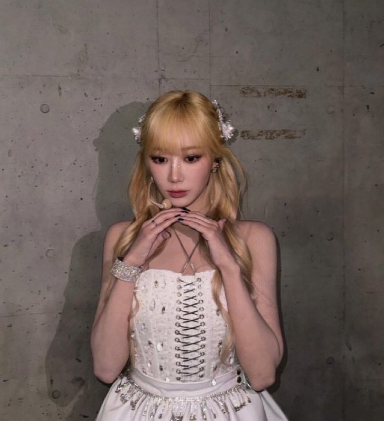 🌈Adalah yang mau berteman atau berbincang di DM dengan aku?