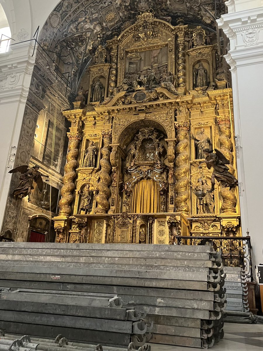 Estandarte de Sevilla (@estandartedesev) on Twitter photo 🟢 #EstandarteDS | Este lunes 4 de agosto, ha comenzado el montaje de la estructura de andamios para los trabajos de restauración del altar mayor de la iglesia de los Terceros, que dirigirá la Delegación de Patrimonio de la <a href="/Archisevilla1/">Archidiócesis de Sevilla</a>, y sufragará la <a href="/LaCenaSevilla/">Hermandad de la Sagrada Cena</a> en su 🟢 #EstandarteDS | Este lunes 4 de agosto, ha comenzado el montaje de la estructura de andamios para los trabajos de restauración del altar mayor de la iglesia de los Terceros, que dirigirá la Delegación de Patrimonio de la <a href="/Archisevilla1/">Archidiócesis de Sevilla</a>, y sufragará la <a href="/LaCenaSevilla/">Hermandad de la Sagrada Cena</a> en su