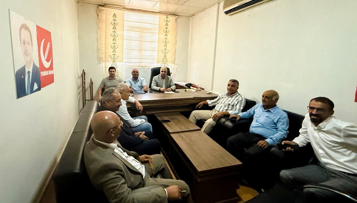 Yeniden Refah Partisi Meclis Üyeleriyle İstişare Toplantısı
Bugün değerli meclis üyelerimizle bir araya gelerek şehrimizin sorunlarını ve çözüm önerilerini değerlendirdik. Birlik ve beraberlik içinde daha yaşanabilir bir gelecek için çalışmalarımıza kararlılıkla devam ediyoruz.