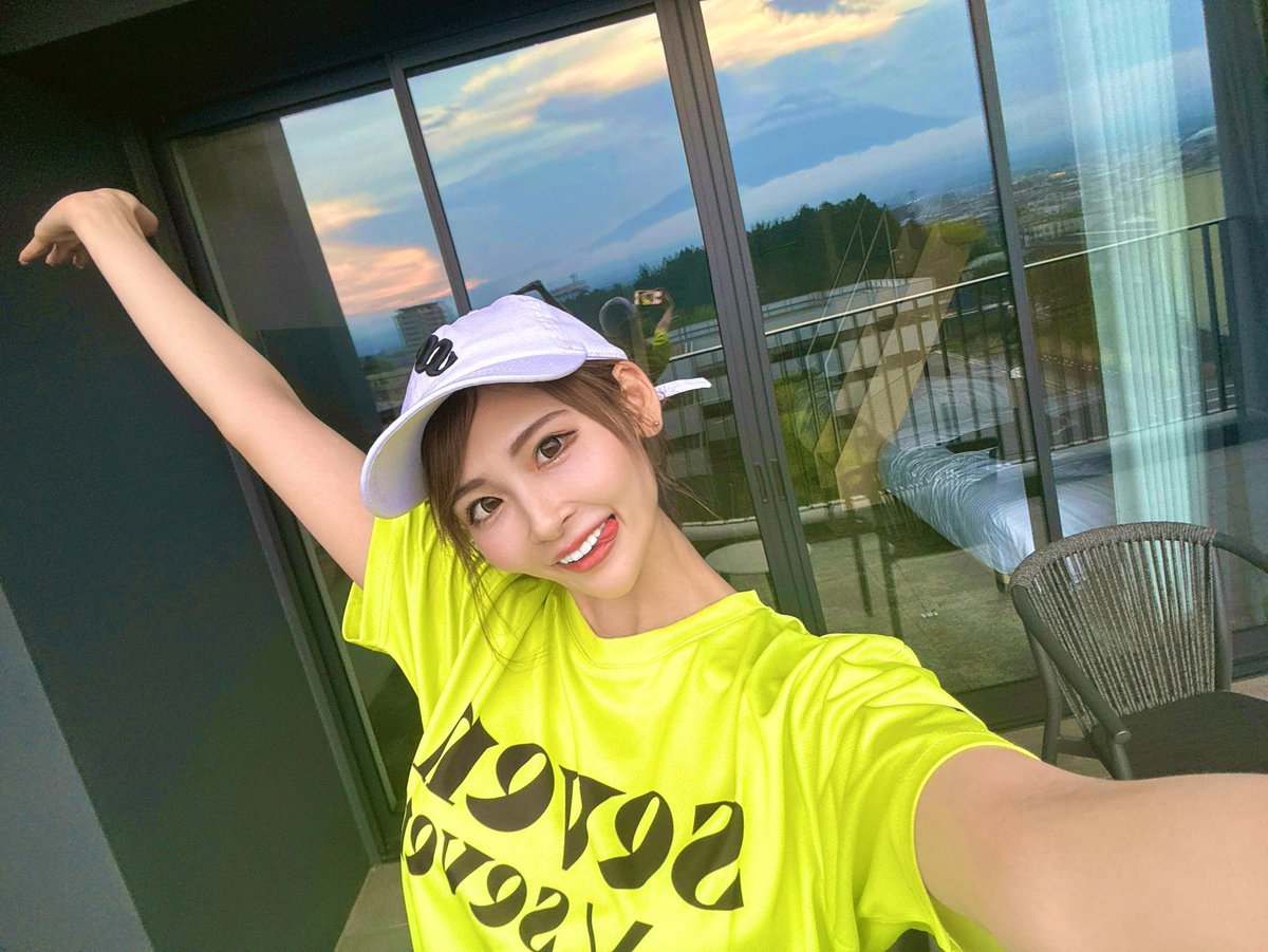 ひなの (@hinyan033) / Posts / X