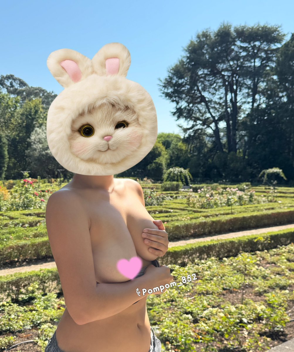 當波妞開始放野外露出照片 你就知道追蹤人數破 6000 啦🤣
感謝大家一路以來的支持❤️
波妞最近也悄悄在準備一些小驚喜 等時機成熟 就會公開給你們知道😆 敬請期待💖

When PomPom starts posting outdoor teasing photos, it means the follower count just passed 6,000 🤣
Thank you so much for all