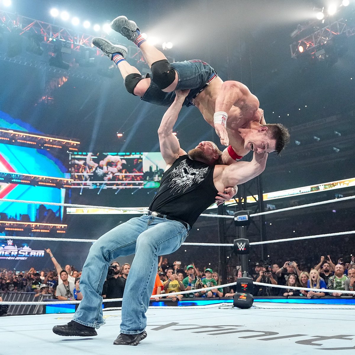 Wrestling Pics That Go Hard (@hardwrestlepics) on Twitter photo 