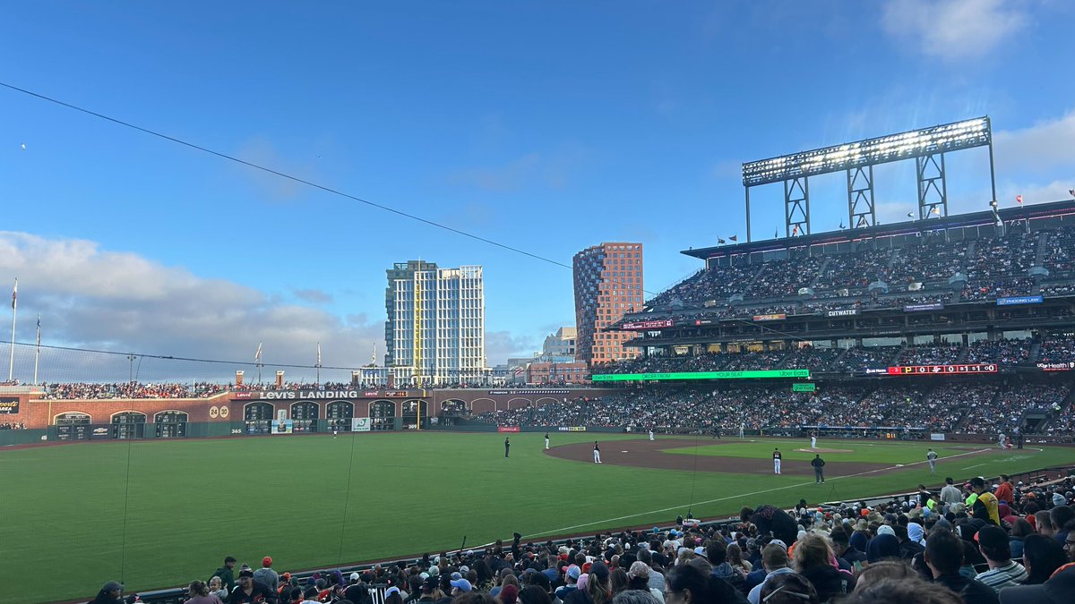 twelve_labs's tweet image. Team outings &amp;gt;&amp;gt; team meetings (but we do both).

Our GTM team hit the SF Giants game last week to recharge and strategize before another big chapter at TwelveLabs.

We’re building the future of video AI, and yes, we’re hiring. ⚾

📍 twelvelabs.io/careers#job-li…

#VideoAI #TwelveLabs