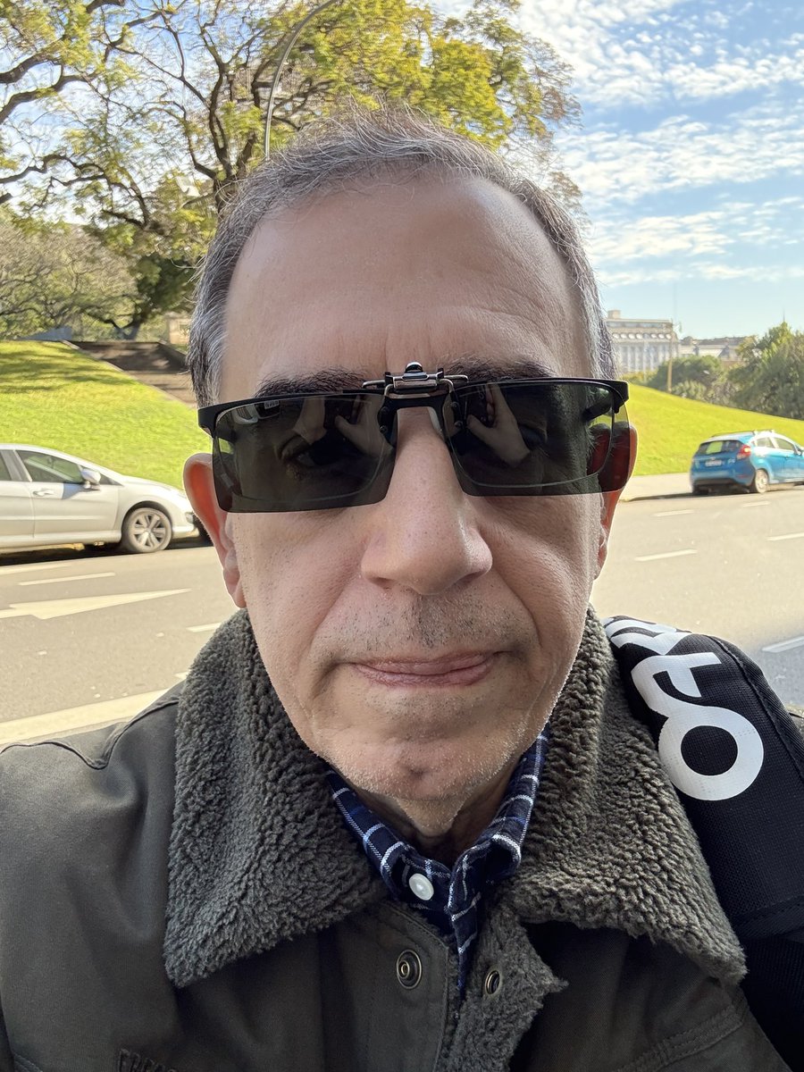 CarlosMaslaton's tweet photo. El clima no es aún de primavera, pero la sensación sí que lo es. Me voy al trabajo. https://t.co/d9MRDuhdLJ