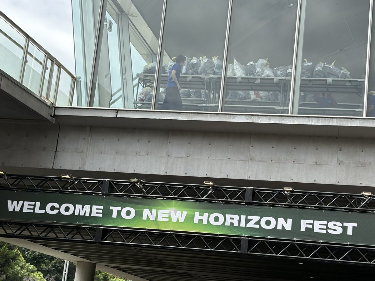 yoppeleah's tweet image. FZMZ→FIRE ON FIRE→The BONEZ→ナノ→FLOW→ASH DA HERO→Reol→粗品→GRANRODEO→フォーリミ→Age Factory→THE ORAL CIGARETTES→SHANK→Dragon Ash→KOTORI→HYDE→SiM→ヤングスキニー→coldrain
最高の異文化交流、NEW HORIZON FEST初日のライブレポ。
rocknrollisnotdead.jp/blog-entry-168…
#NEWHORIZONFEST