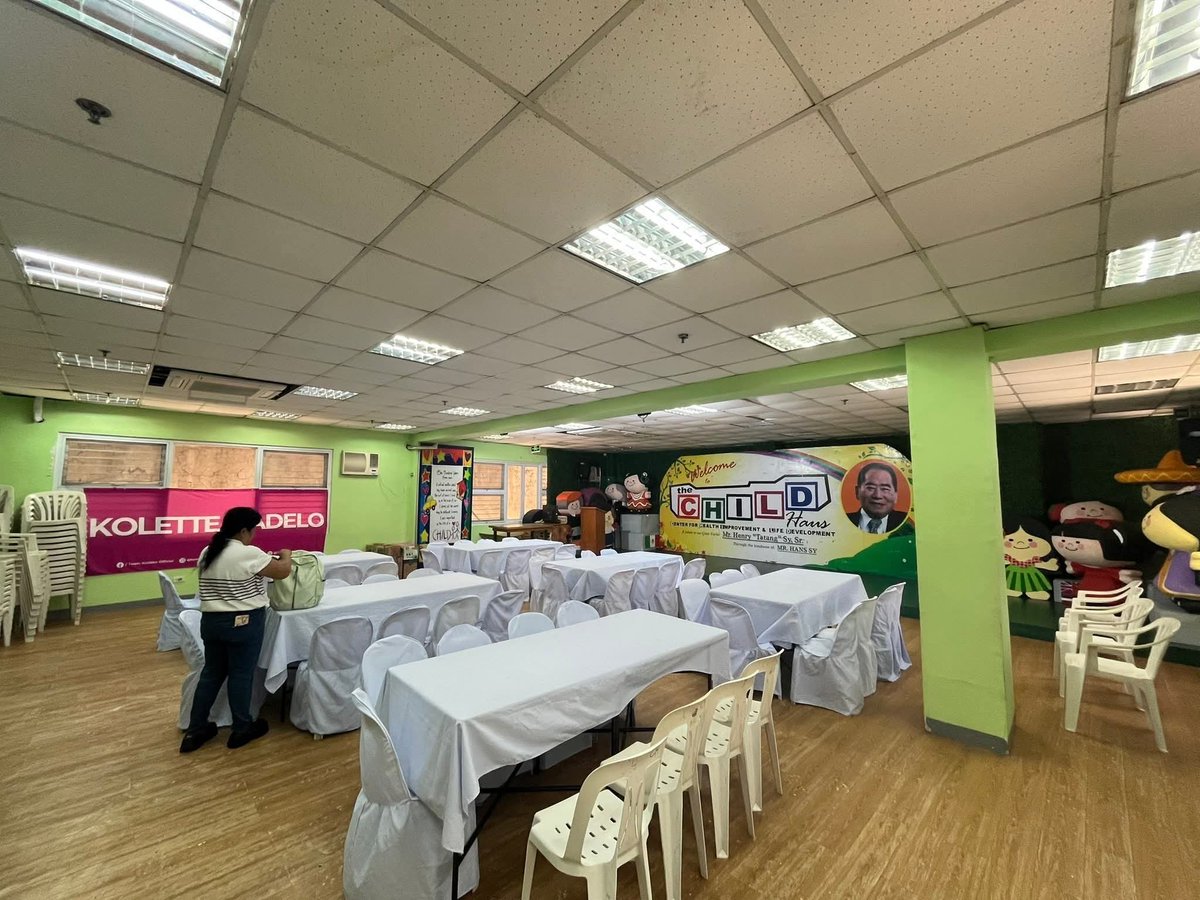 CertKap's tweet photo. Kapamilya rising star Kolette Madelo at the Child Haus in Ermita, Manila to celebrate 1st Anniversary under Moonlettes. 🌙✨️

Maraming salamat po, Child Haus for having Kolette! ❤️
- Admin R

#KoletteMadelo https://t.co/IWSco8aJDi