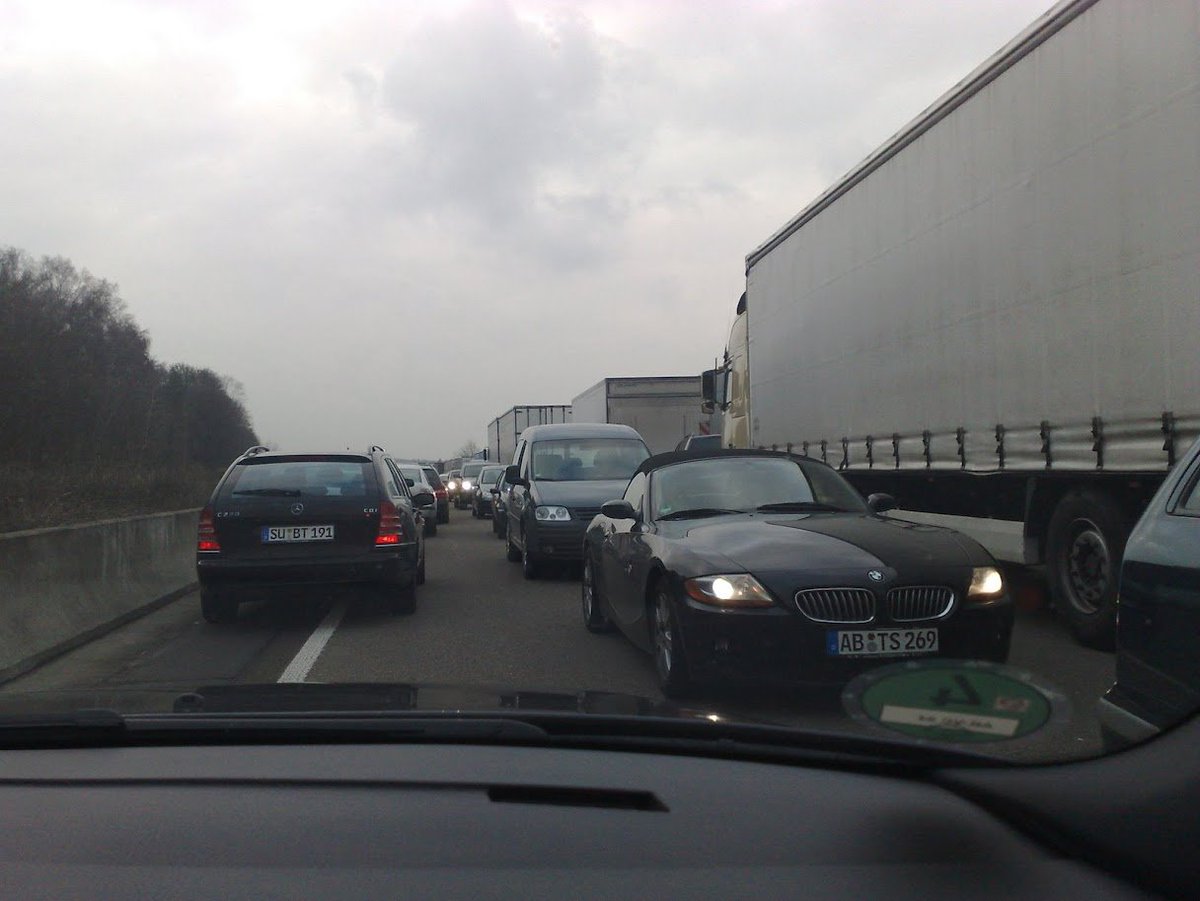 Leuk hoor, die Autobahn, en prachtig die Deutsche efficiency/Gründlichkeit, maar je kunt ook wat ver gaan...
