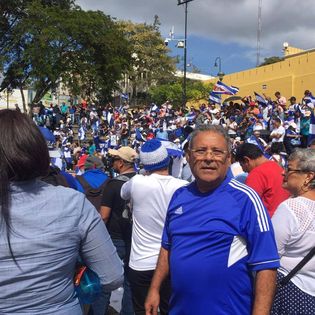 Mañana martes a las 8.30am estaré dialogando con <a href="/Mmendoza1970/">Miguel Mendoza</a>. Como de costumbre con Miguel: bateo libre. Les invito...
#Nicaragua #VamosAlPunto <a href="/Saenzn_e/">Enrique Sáenz</a>