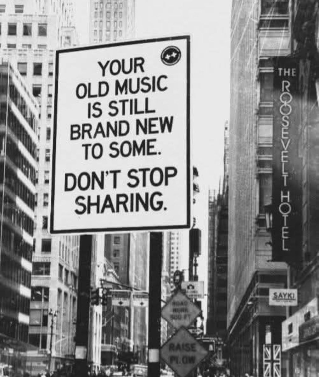 Good Morning 😃. Have a kick ass day 🖤🤘🏻🫶🏼