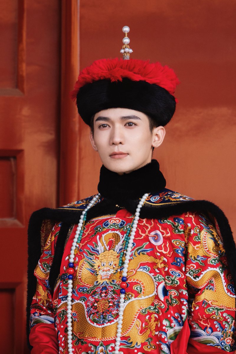 dramapotatoe's tweet image. #LiangYongqi and his team share new photoshoot and vid

More - weibo.com/1890225043/519…
weibo.com/7941607533/519…