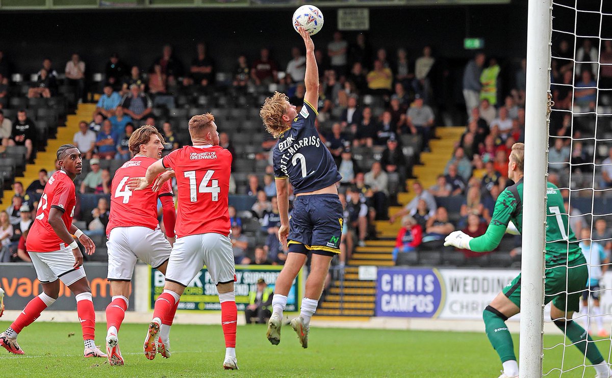 NickyHayesPhoto's tweet image. Our, @SxSports , Pics of the Week include @CJPhillips1982 enjoying a laugh with Dan from @Bright_Boots plus @pedro_mechack goal celebration for @ensign midweek along with @GusScottmorriss' Hand of Gus vs @charltonbrooker