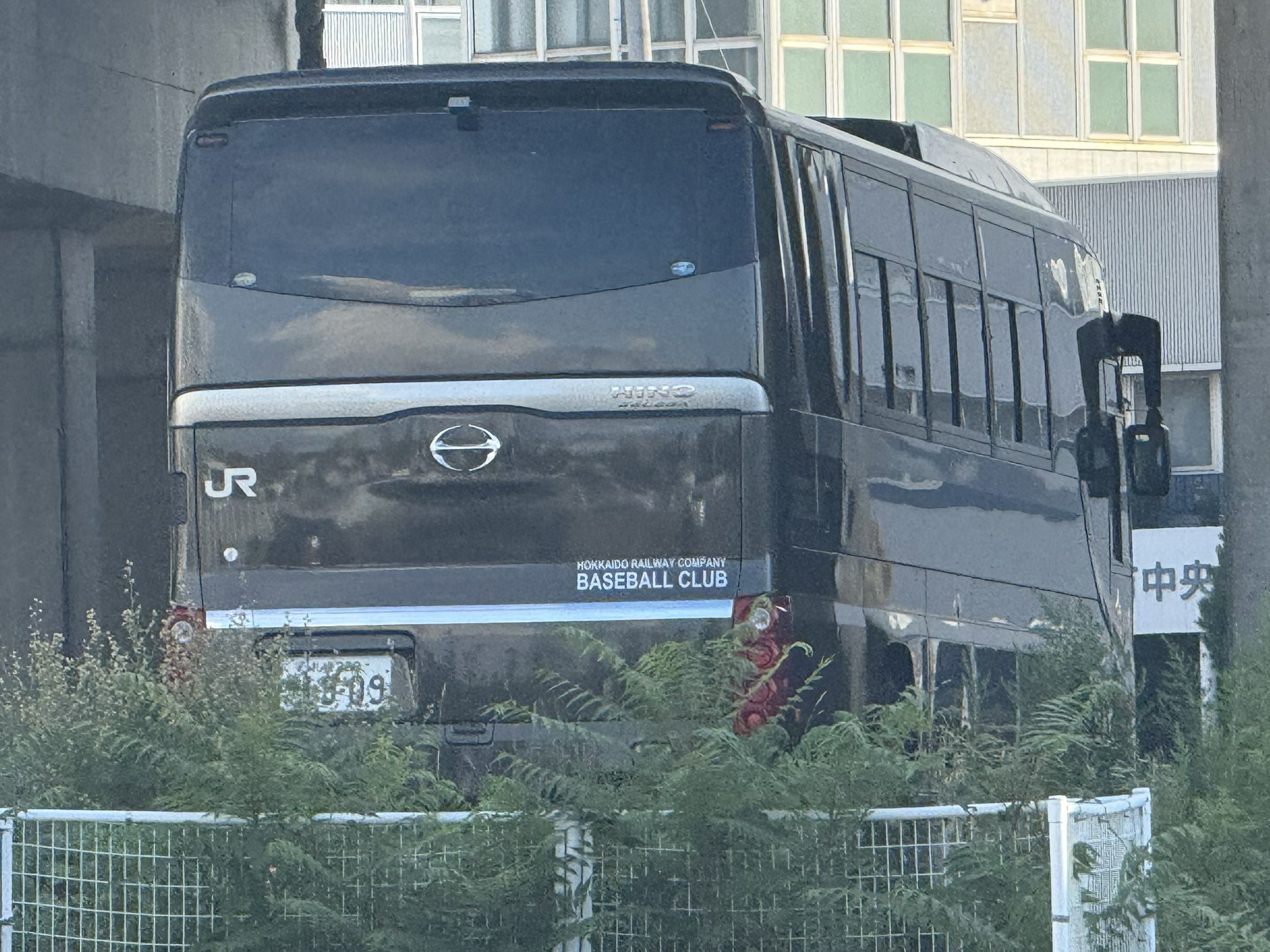 ぽると出版　JR北海道バス 日野　(旧)セレガFD　ハイデッカー sddefault.jpg
