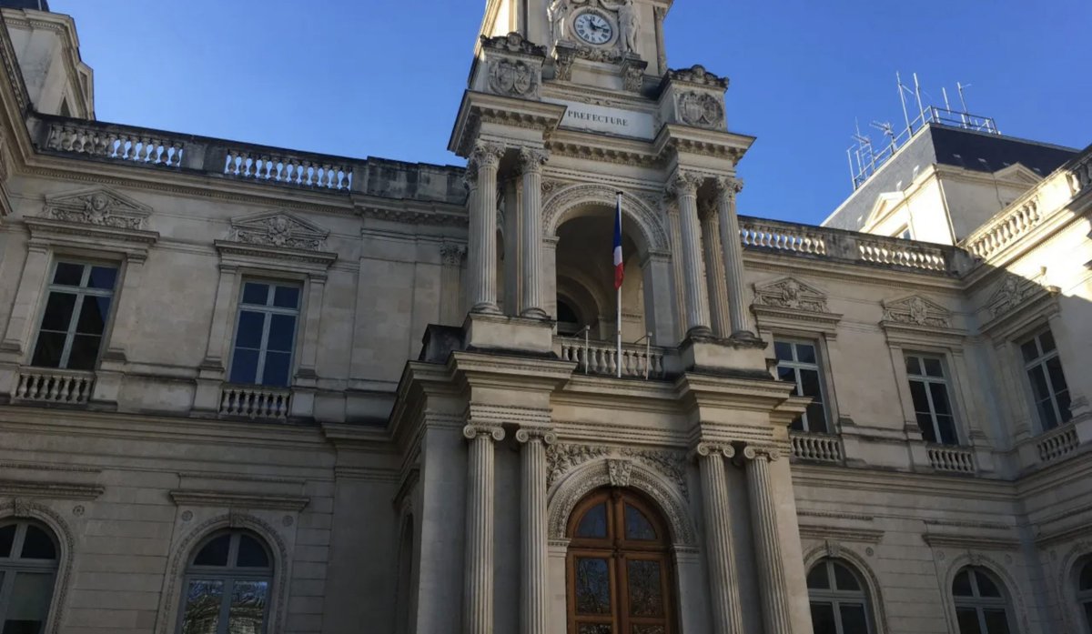 Un migrant guinéen se fait passer pour un mineur auprès de la préfecture du Gard : il est en réalité déjà connu sous une autre identité, âgé de 22 ans, et sous OQTF ; à l’issue de sa GAV, il reçoit une convocation en justice pour 2026
 fdesouche.com/2025/08/04/un-…