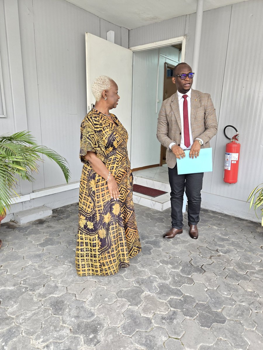 By directive from my hierarchy <a href="/morissanda/">Dr. Morissanda Kouyaté</a>, I handed over to Mrs <a href="/UN_BintouKeita/">Bintou Keita</a>, SRSG and Head of <a href="/MONUSCO/">MONUSCO</a>, in her capacity of Guinean national, a copy of the Guinean draft Constitution, for appropriation and dissemination purposes.