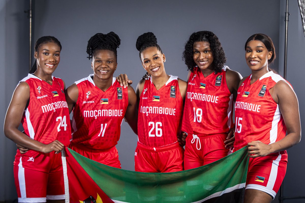 DongueLeia's tweet photo. É SEMPRE UMA HONRA DEFENDER A PÁTRIA !!!
A todos muito obrigada  pelo apoio incondicional durante mais uma missão da Seleção Nacional no Campeonato Africano de Nações. Khanimambo Mozambique ❤️🏀🇲🇿 https://t.co/cm522oTEC8