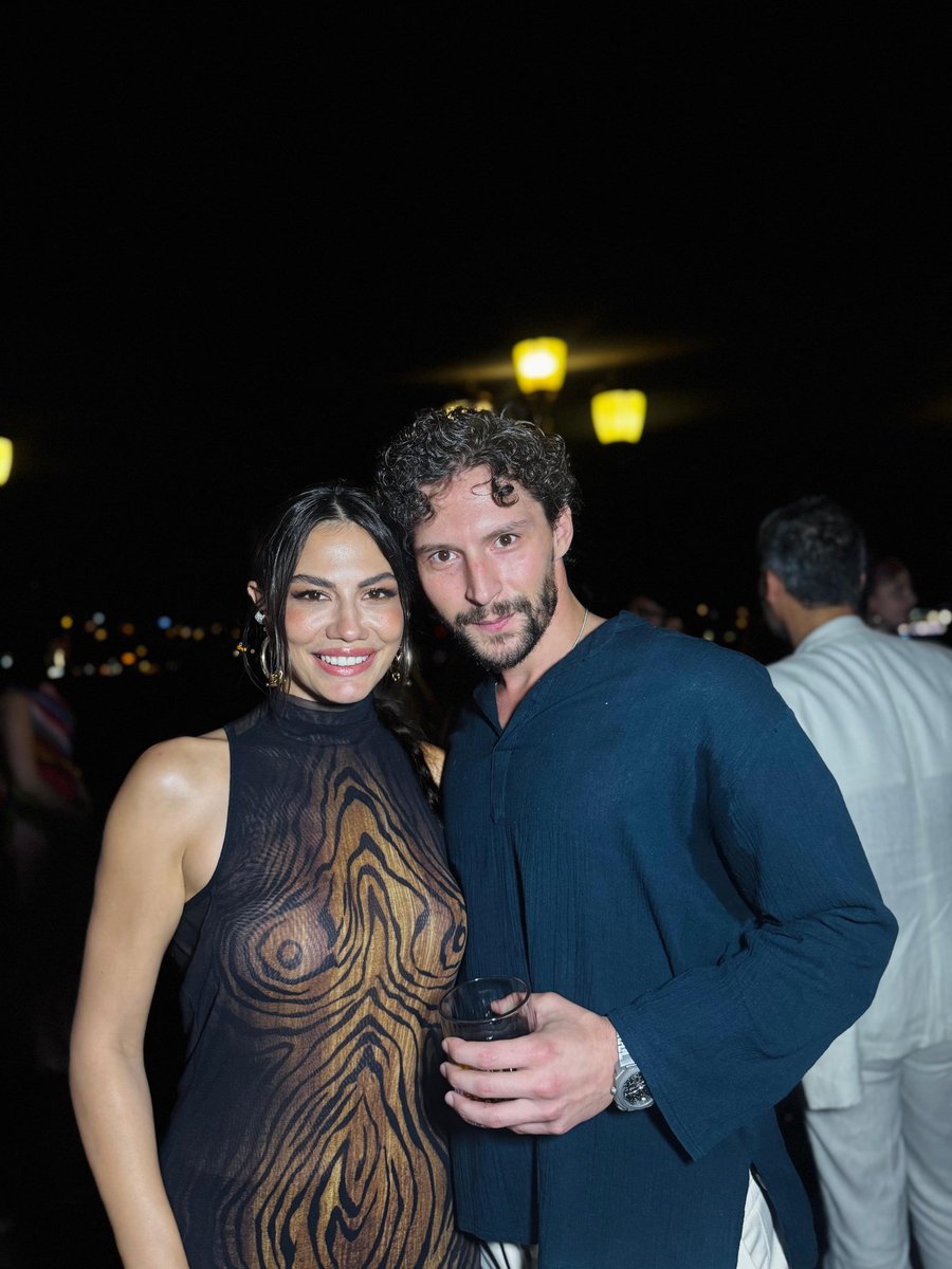 Demet Özdemir ve Bira Cengiz bu akşam "İnstyle" etkinliğinde bir araya geldi 💥