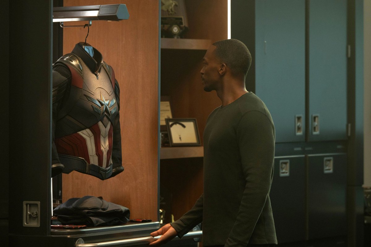 Anthony Mackie on the set of 'CAPTAIN AMERICA: BRAVE NEW WORLD'

(📸: Jalen Marlowe | jalenmarlowe.com )