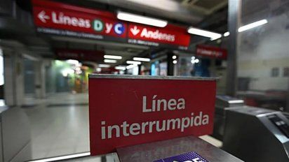 Todo nuestro apoyo a lxs trabajadorxs del subte que en el día de hoy realizaron un paro total en repudio a la muerte de un nuevo compañero y la sanción a delegadxs por solidarizarse con el Garrahan con apertura de molinetes. Basta de persecución y dejar la vida en el trabajo.