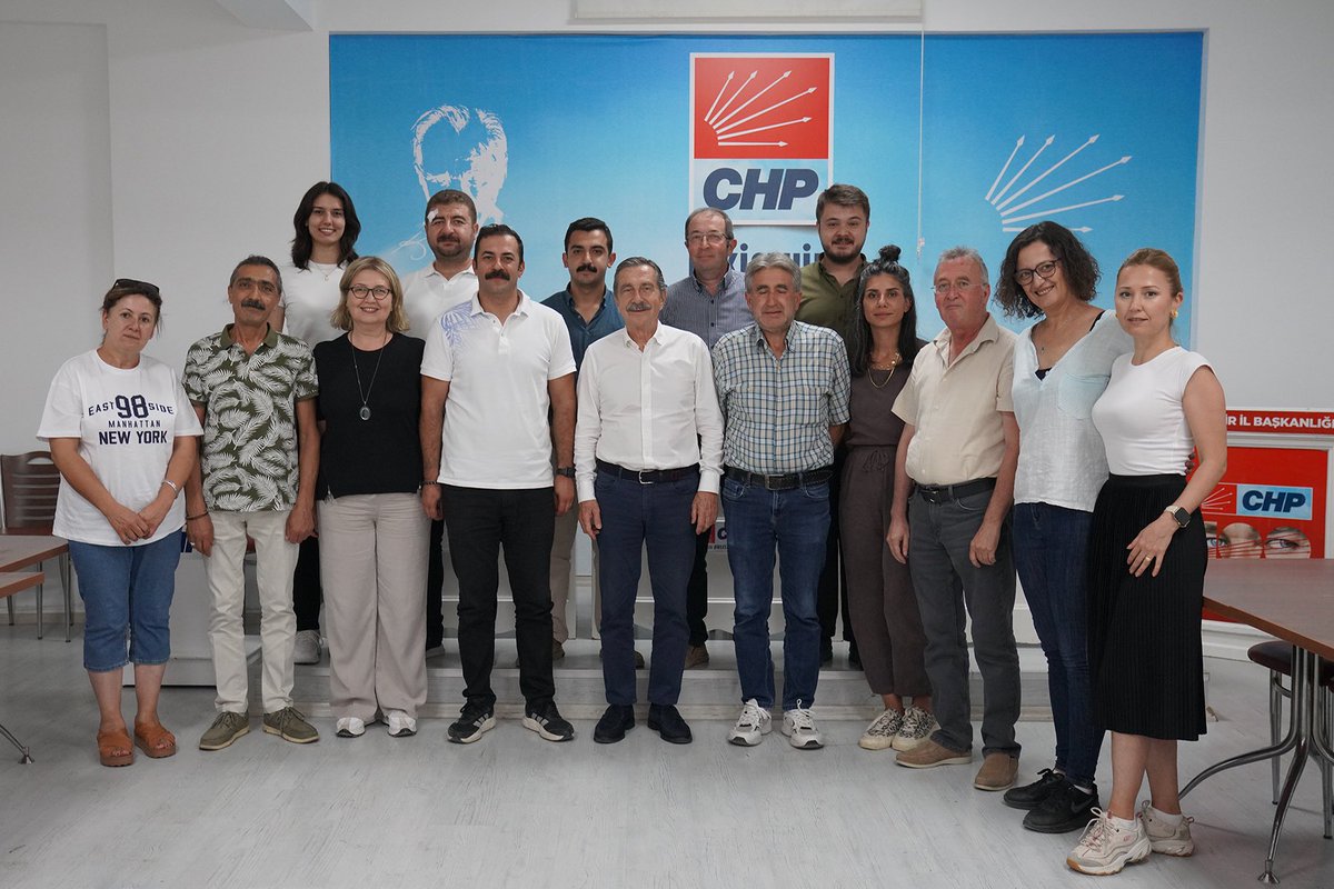 Ahmet Ataç (@dtahmetatac) on Twitter photo CHP İl Başkanımız Av. Talat Yalaz ve yönetim kurulu üyelerimizle bir araya gelerek ülke gündemini ve kongre sürecini görüştük. 
Yereldeki iktidarımızı genele taşırken, bu süreçte İl Başkanımız Talat Yalaz’ın yanında olduğumu vurgulamak istiyorum. Demokrasi ve adalet mücadelemiz, CHP İl Başkanımız Av. Talat Yalaz ve yönetim kurulu üyelerimizle bir araya gelerek ülke gündemini ve kongre sürecini görüştük. 
Yereldeki iktidarımızı genele taşırken, bu süreçte İl Başkanımız Talat Yalaz’ın yanında olduğumu vurgulamak istiyorum. Demokrasi ve adalet mücadelemiz,