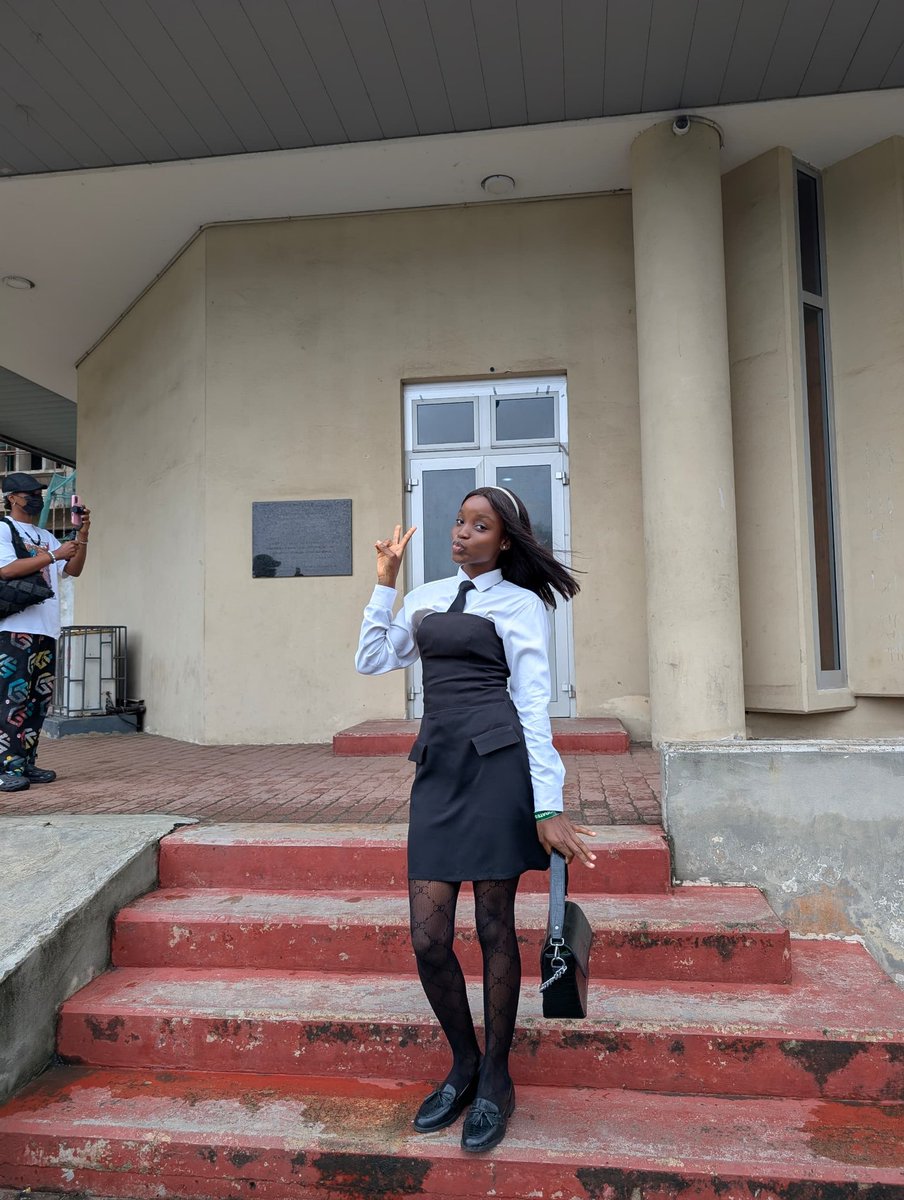 demonohu's tweet image. Day 1: corporate day.

#CountdownToGraduation 
#FinalYearWeek