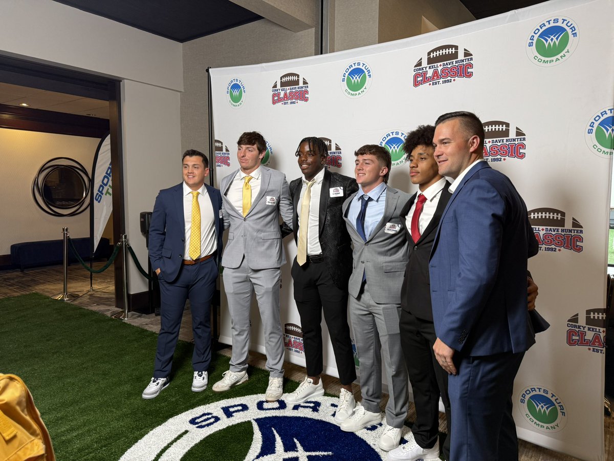 Corky Kell + Dave Hunter Classic (@corkykell) on Twitter photo Welcome <a href="/pacsfootball1/">PACS Football</a> and the Wolverines to the luncheon!
<a href="/jabeard2027/">Jerry โAndrewโ Beard II</a> <a href="/CDurning6/">Colin Durning</a> <a href="/thecjdockery/">Cj Dockery</a> <a href="/BriceWilli17/">Brice Williamson</a> Welcome <a href="/pacsfootball1/">PACS Football</a> and the Wolverines to the luncheon!
<a href="/jabeard2027/">Jerry โAndrewโ Beard II</a> <a href="/CDurning6/">Colin Durning</a> <a href="/thecjdockery/">Cj Dockery</a> <a href="/BriceWilli17/">Brice Williamson</a>