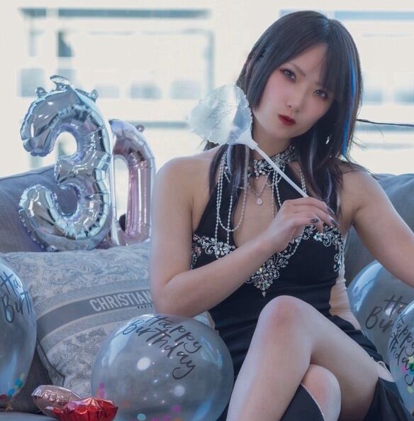 arisa_cosplayer's tweet photo. 完全に嬢になってるありさ(違います)

https://t.co/tfJK5xLBSG https://t.co/MdoWH3851G