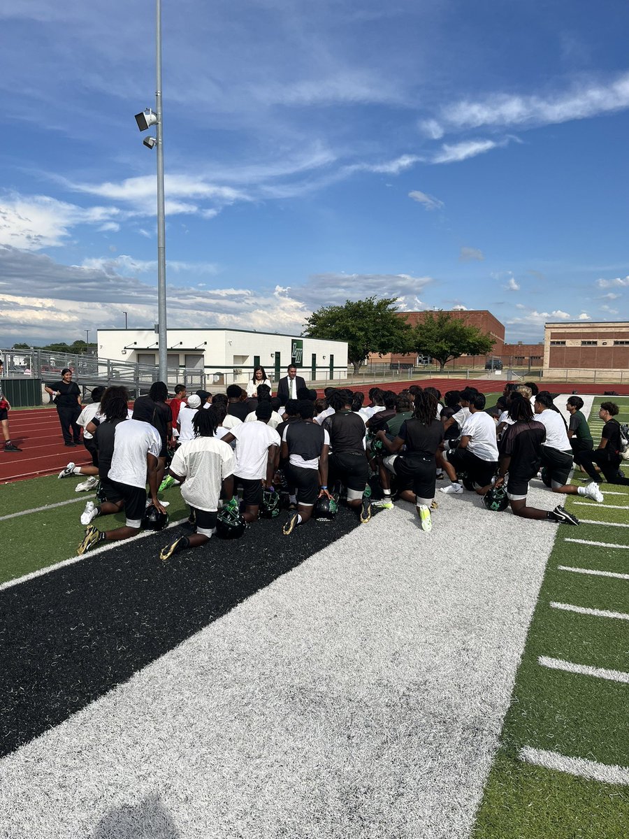 RecruitLakeWorthFB (@recruitlwfb) on Twitter photo Had a special guest come break us out of our first practice. Thank you <a href="/SuptMRamirez/">Mark Ramirez</a> for coming to motivate the guys.
<a href="/tempo_strike/">Todd Peterman</a> <a href="/LWFrogFootball/">Lake Worth Bullfrog Football</a>
#nobodysafe #differentbrotherhood Had a special guest come break us out of our first practice. Thank you <a href="/SuptMRamirez/">Mark Ramirez</a> for coming to motivate the guys.
<a href="/tempo_strike/">Todd Peterman</a> <a href="/LWFrogFootball/">Lake Worth Bullfrog Football</a>
#nobodysafe #differentbrotherhood