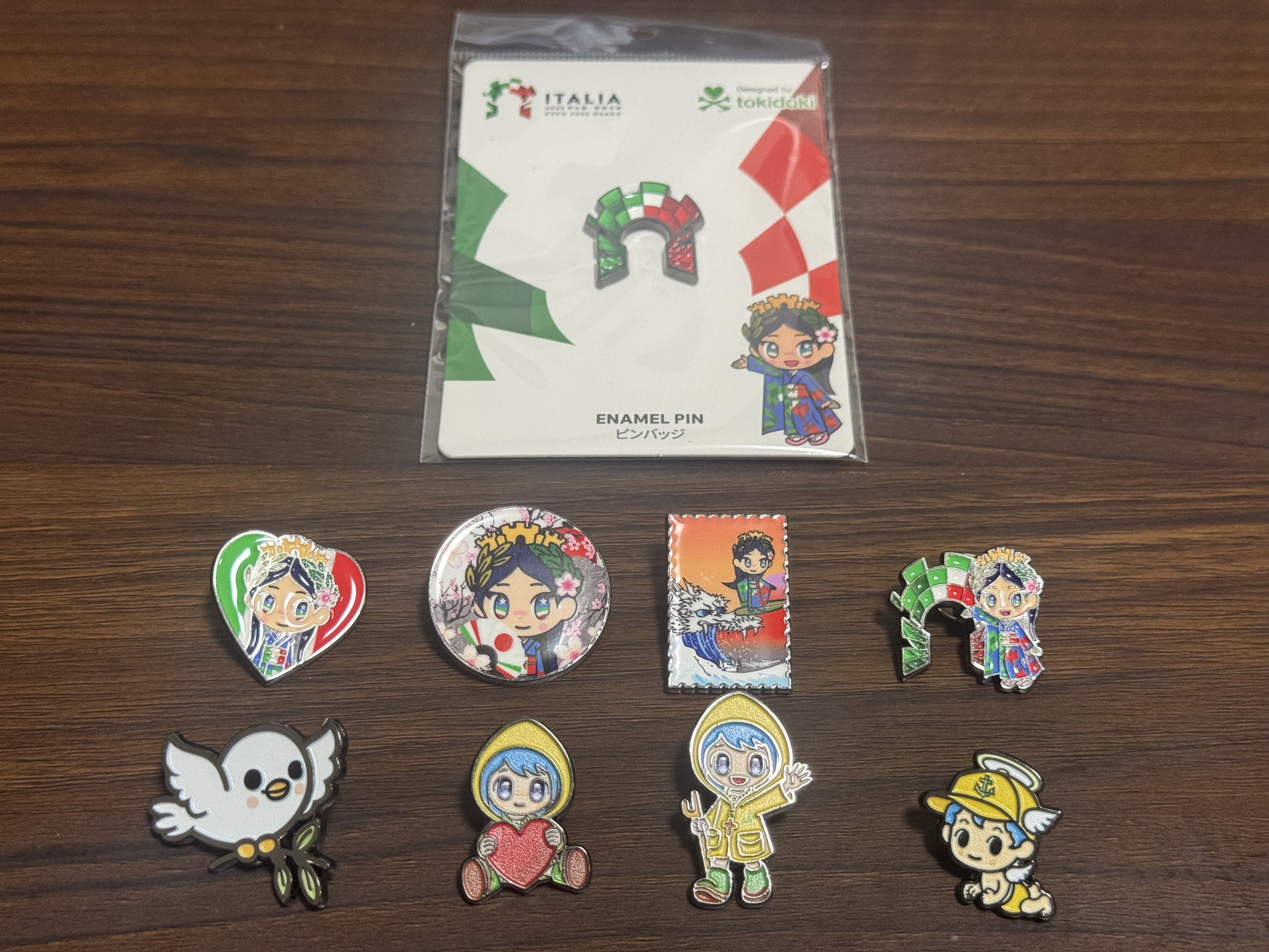 イタリア館 シークレットピンバッジ 昨日入荷したイタリア館ピンバッチ。 シークレット8種。 なんと